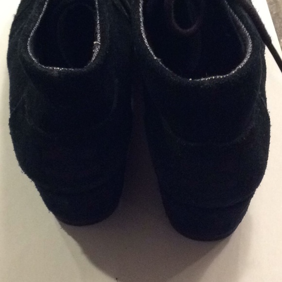 Toms - Picture 4 of 8